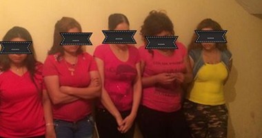 التحقيق مع ربة منزل لاتهامها بممارسة الدعارة مع خليجى بالدقى 