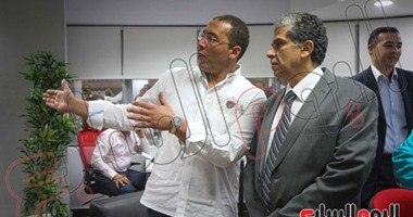 بالصور.. وزير البيئة يزور مقر "اليوم السابع" الجديد