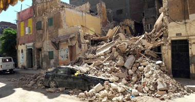 الدفاع المدنى بأسيوط ينتشل جثتين من تحت أنقاض منزلين