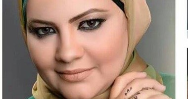 "شاشة كمبيوتر وفأرة".. وسيلة "ابتهال" للتسويق من المنزل