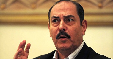 لطفى بوشناق يدعم صفاء بوغطاس فى برنامج "الملكة"