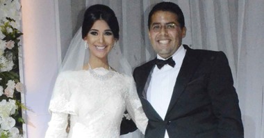 بالصور.. بجاتو والسادات والمشاهير فى زفاف "أحمد البحيرى وندى الجزيرى"