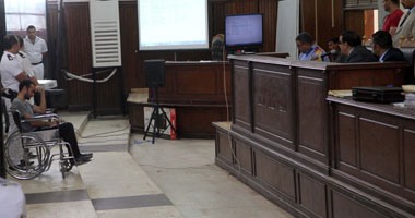 دفاع دومة يتغيب عن جلسة محاكمته فى أحداث الوزراء.. والمتهم يطلب التأجيل