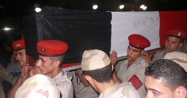 مدير أمن الغربية والمحافظ بالجنازة العسكرية لشهيد الشرطة بزفتى