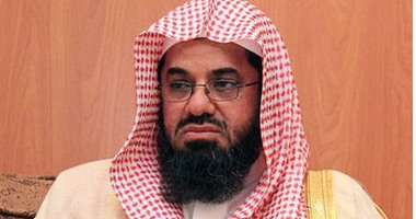 سعود الشريم إماما وخطيبا لصلاة الجمعة وعيد الأضحى بالحرم المكى