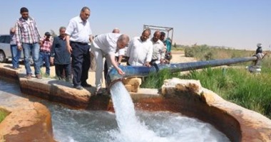 تنفيذ خطة لتحويل 170 بئر رى زراعي للعمل بالطاقة الشمسية بالوادى الجديد