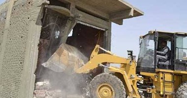 "الرى" تشن حملة لإزالة مبان مخالفة على مصرف بالقليوبية