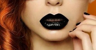 للجريئات فقط.. 7 نصائح لتظهرى جمالك بالروج الأسود