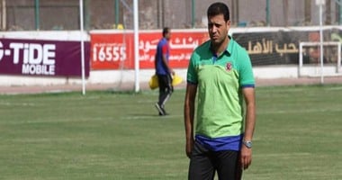عظيمة مديرا فنيا للأهلى البحرينى 