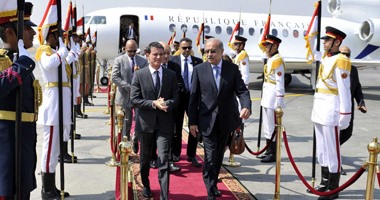رئيس الوزراء يستقبل نظيره الفرنسى