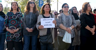بالصور.. استمرار مظاهرات السليمانية بالعراق احتجاجا على عدم صرف الرواتب