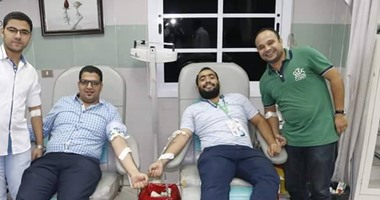 اتحاد طلاب "آداب الزقازيق" ينظم حملة تبرع بالدم