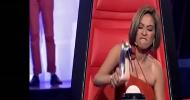 صفحة أساحبى تدافع عن شيرين عبد الوهاب: بلاش نختصر كرامة البلد فى أشخاص