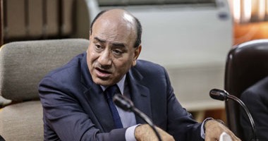 ماذا فعل "جنينة" لإنقاذ ابنته بعد فصلها من النيابة الإدارية؟..اقرأ التفاصيل