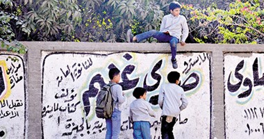 هل تواجه لائحة «ضوابط السلوك المدرسى» نفس مصير مشروعى «التابلت» و«القرائية»؟.. غياب الاستراتيجية ونقص البنية التحتية وعدم تدريب المعلمين والمحسوبية.. وعوامل تهدد بفشل التطبيق