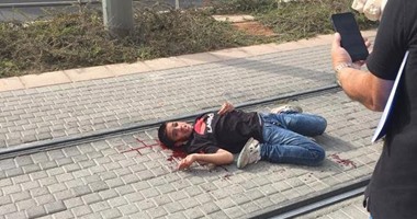 عاصفة غضب على "تويتر" بعد استشهاد طفل فلسطينى برصاص قوات الاحتلال.. 24 ألف تغريدة تشمل مشاركات لفيديو الحادث ومطالبات بإيقاف ممارسات إسرائيل.. ورواد الموقع يصفون "أحمد المناصرة" بـ"محمد الدرة الجديد"