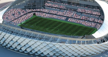 إخلاء مدرج للعزل بين جماهير الأهلى والزمالك بالإمارات