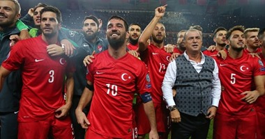 لماذا حصل منتخب تركيا على "أفضل ثالث" فى تصفيات اليورو؟