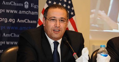 هل ضعف الاستثمار وراء هروب أبناء الجنوب للعاصمة وخارج مصر.. كيف تتحول محافظات قبلى لمناطق جاذبة للسكان.. تجربة حديد المصريين وسامسونج جديرة بالتكرار