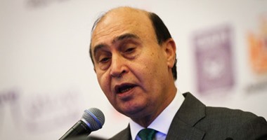 مهاب مميش يطالب وزارة التعليم بالتعاون لبناء عمالة فنية ماهرة