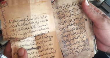 ننشر صور مخطوطات ووثائق أثرية بعد إحباط تهريبها عبر ميناء دمياط