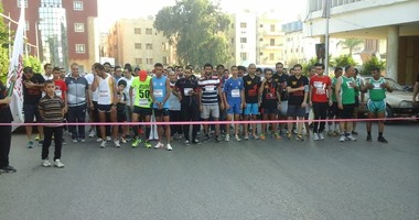 بالصور.. ماراثون لطلاب جامعة المنصورة لدعم مرضى الأورام