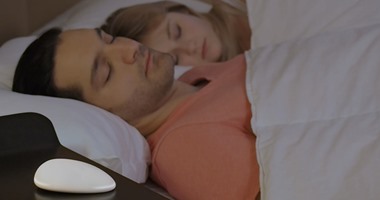 "لا شخير بعد اليوم" جهاز ذكى جديد يخلصك من العادة المزعجة