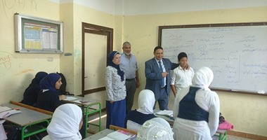 وكيل وزارة التعليم بدمياط يبدأ جولاته التفقدية بزيارة مدارس عزبة البرج
