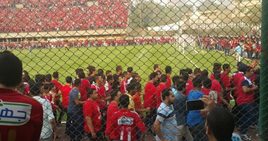 جماهير الأهلى تملىء مدرجات وملعب التتش للاحتفال بالسوبر