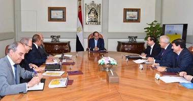 بعد لقاء السيسى مع الرئيس التنفيذى لـ"إينى الإيطالية".. مصر تسعى لإنشاء مركز رئيسى للغاز شرق المتوسط.. المركز يستهدف إتاحة وسائل النقل ومرافق التصدير المصرية للاكتشافات القريبة