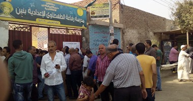 قاضى يغادر لجنة بالدور العلوى لتسهيل تصويت معاق بالمنيا