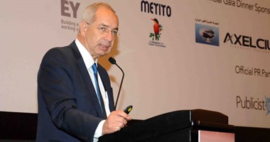 الهيئة الاقتصادية توقع مع دبي العالمية عقود تطوير 10 كيلو متر بالعين السخنة تماثل منطقة جبل على.. الإيرادات شراكة وحق الانتفاع للهيئة.. الإعلان رسميا خلال أيام.. وجدول زمني تدريجي للتنفيذ يبدأ بـ5 كيلو متر