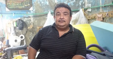 أهالى "الحيتية" يجيبون على سؤال "لماذا لم تدلوا بأصواتكم فى الانتخابات البرلمانية؟"..والمواطنون: "مانعرفش المرشحين..ولما المرشح بينجح ويمسك الكارنيه مش بنشوفه تانى"..وآخرون: نخشى من احتمالية حل المجلس