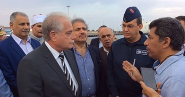 بالصور.. محافظ جنوب سيناء يشهد تجربة غرق وإنقاذ العبارة "مصر2"  