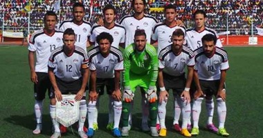 تقسيمة بين المدافعين والوسط فى المنتخب