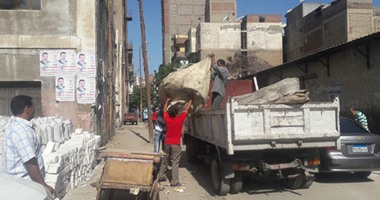 إزالة إشغالات ومواد قابلة للاشتعال بوسط الإسكندرية
