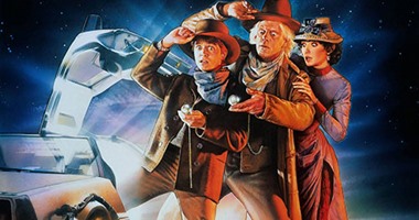 "سى إن إن" تحتفل بمرور 30 عاما على فيلم "Back to the future".. الفيلم تنبأ بوجود "الميكروويف" و"Crocs" ولوح التزحلق.. اليابان استوحت منه أفكار تطوير سيارات جديدة والجزء الأول الأعلى إيرادا