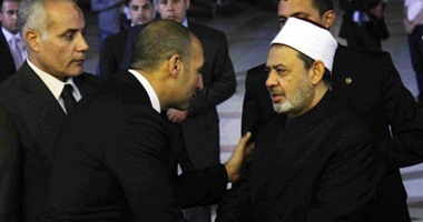 بالصور..انتهاء عزاء الكاتب الكبير جمال الغيطانى بمسجد المشير طنطاوى