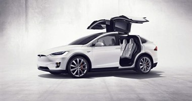 أهم 5 مزايا فى سيارة تسلا Model X الكهربائية الجديدة
