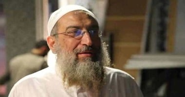 فتوى لـ"ياسر برهامى": الدعاء للميت بعد دفنه جهرا وتأمين الحاضرين "بدعة"