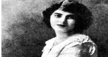مى زيادة تكتب لـ ابن عمها "تعالى أنا سأموت" .. من السبب فى موتها؟