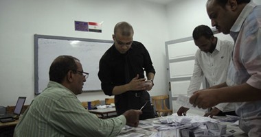 النتائج النهائية للانتخابات البرلمانية بجولة الإعادة فى المنيا..الأحزاب تحصد 16 مقعدا مقابل 9 للمستقلين.. المصريين الأحرار يحصد 6 كراسى نيابية ومستقبل وطن 5 والوفد مقعدين والشعب الجمهورى مقعدا واحدا