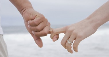 4 حاجات لازم تعملها قبل العلاقة الحميمية عشان تجذب زوجتك.. تعرف عليها