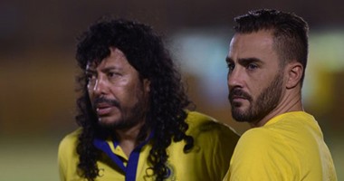 بالصور.. كانافارو يقود تدريبات النصر السعودى للمرة الأولى