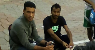 إبراهيم سعيد يدخن "السجائر" خلال تدريب جولدى