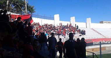 بالصور.. جماهير اتحاد الجزائر تحتشد بالملعب قبل 6 ساعات على نهائى إفريقيا