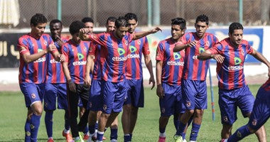الأهلى يخوض مرانه الاخير استعدادا لمباراة أورلاندو فى نصف نهائى الكونفدرالية