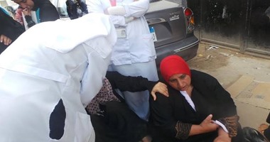 صحافة مواطن.. صور أسرة طالبة توفت تحت عجلات سيارة نقل بجامعة كفر الشيخ