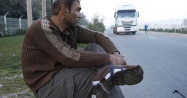 بالصور.. يوسف "المهاجر" الذى ألقاه القهر فى "غياهب" بحر المانش