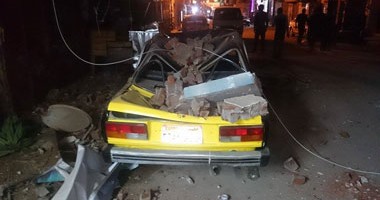 تلف 3 سيارات وثلاجة محل بعد سقوط طوب من برج أثناء بناء دور مخالف بالمنصورة 